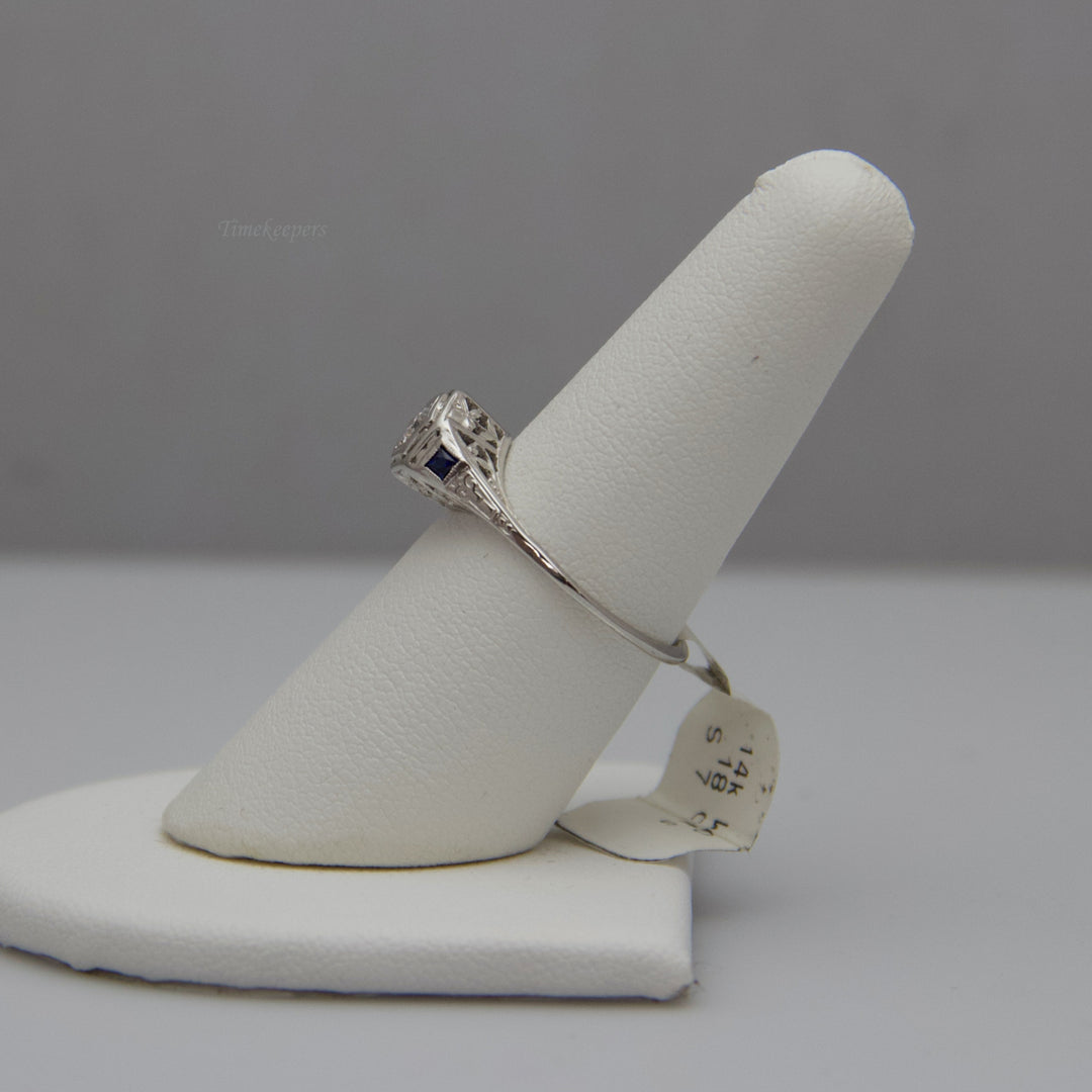 d639 Elegant 14k White Gold Diamond Engagement Ring