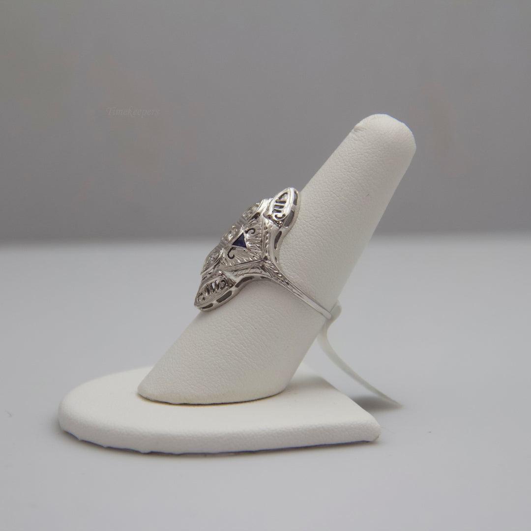 d645 Ornate 18k White Gold Diamond Ring