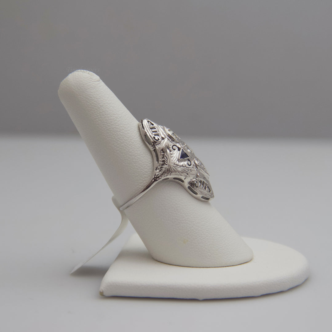 d645 Ornate 18k White Gold Diamond Ring