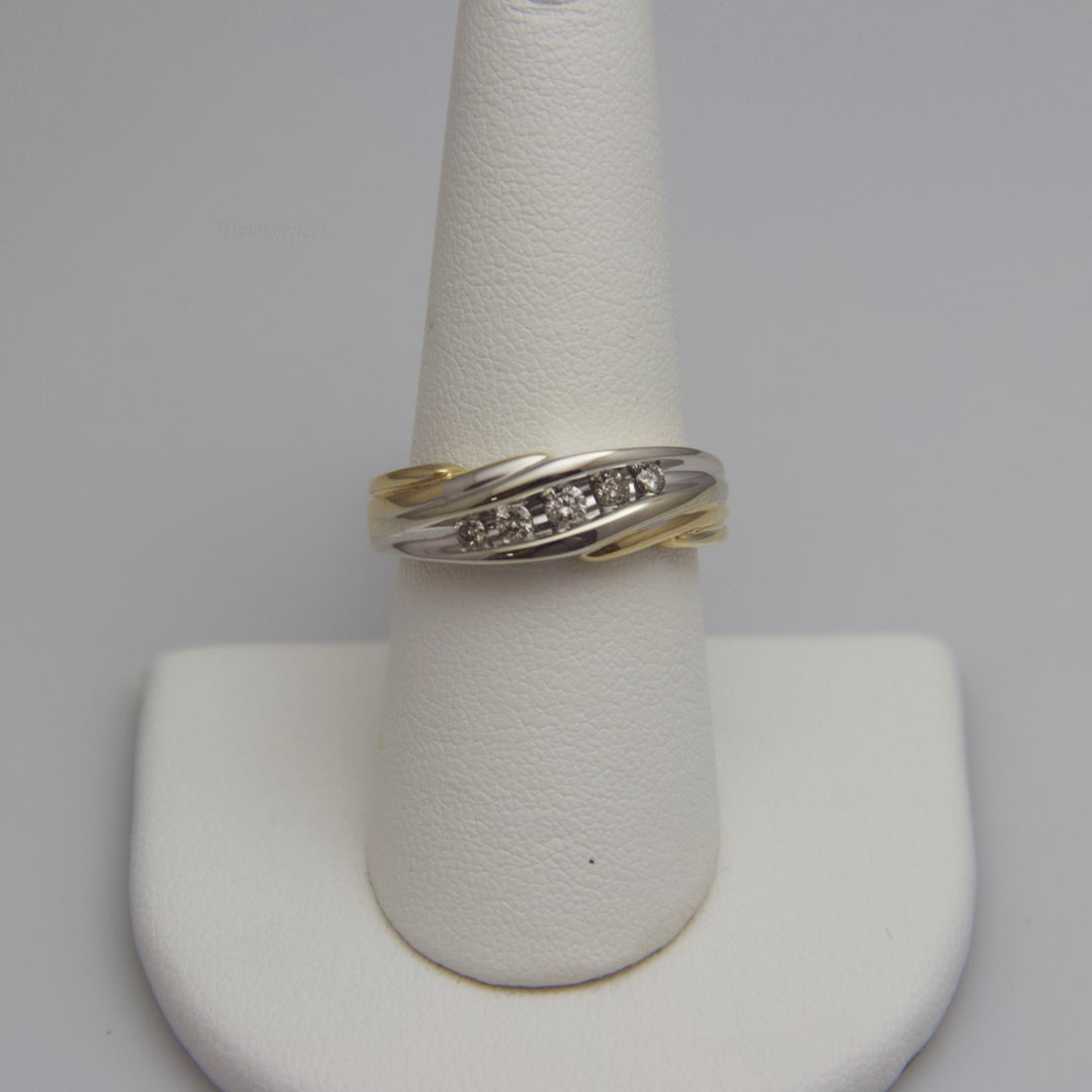 d657 Elegant 10k White Gold/Yellow Gold Diamond Ring