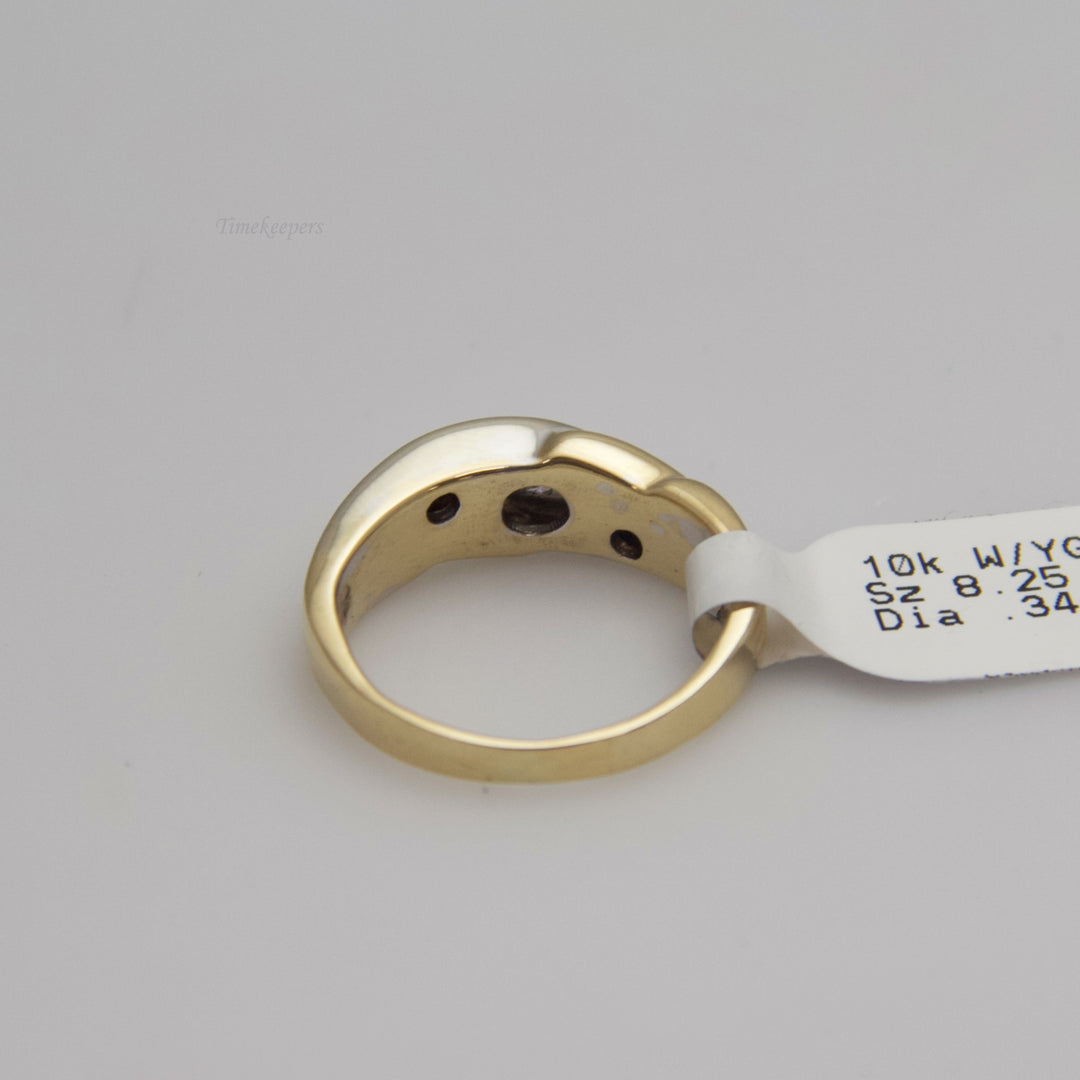 d657 Elegant 10k White Gold/Yellow Gold Diamond Ring