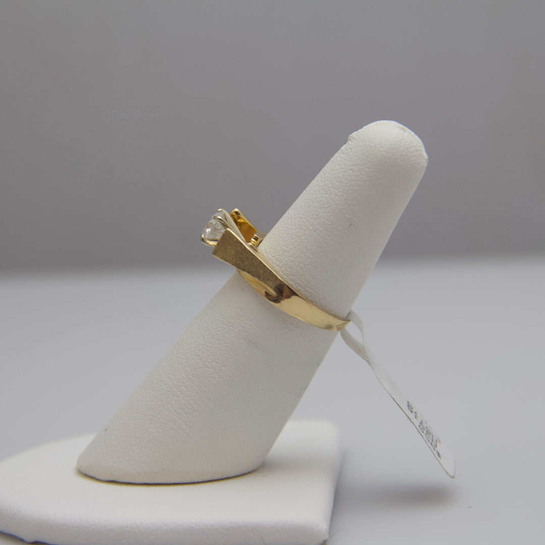 d665 Magnificent 14k Yellow Gold Diamond Engagement Ring