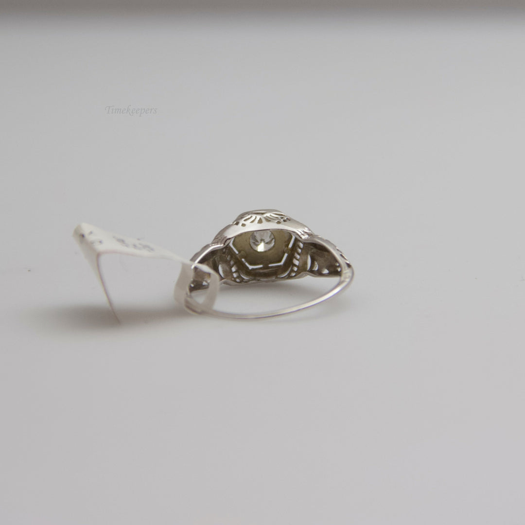 d727 Pretty 14k White Gold Diamond Engagement Ring