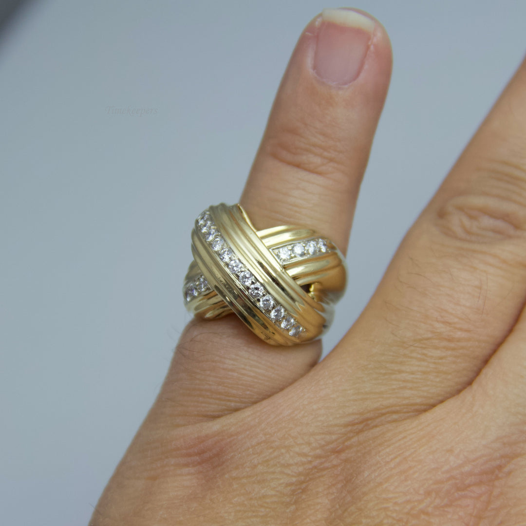 d734 Unique 14k Yellow Gold Diamond Ring