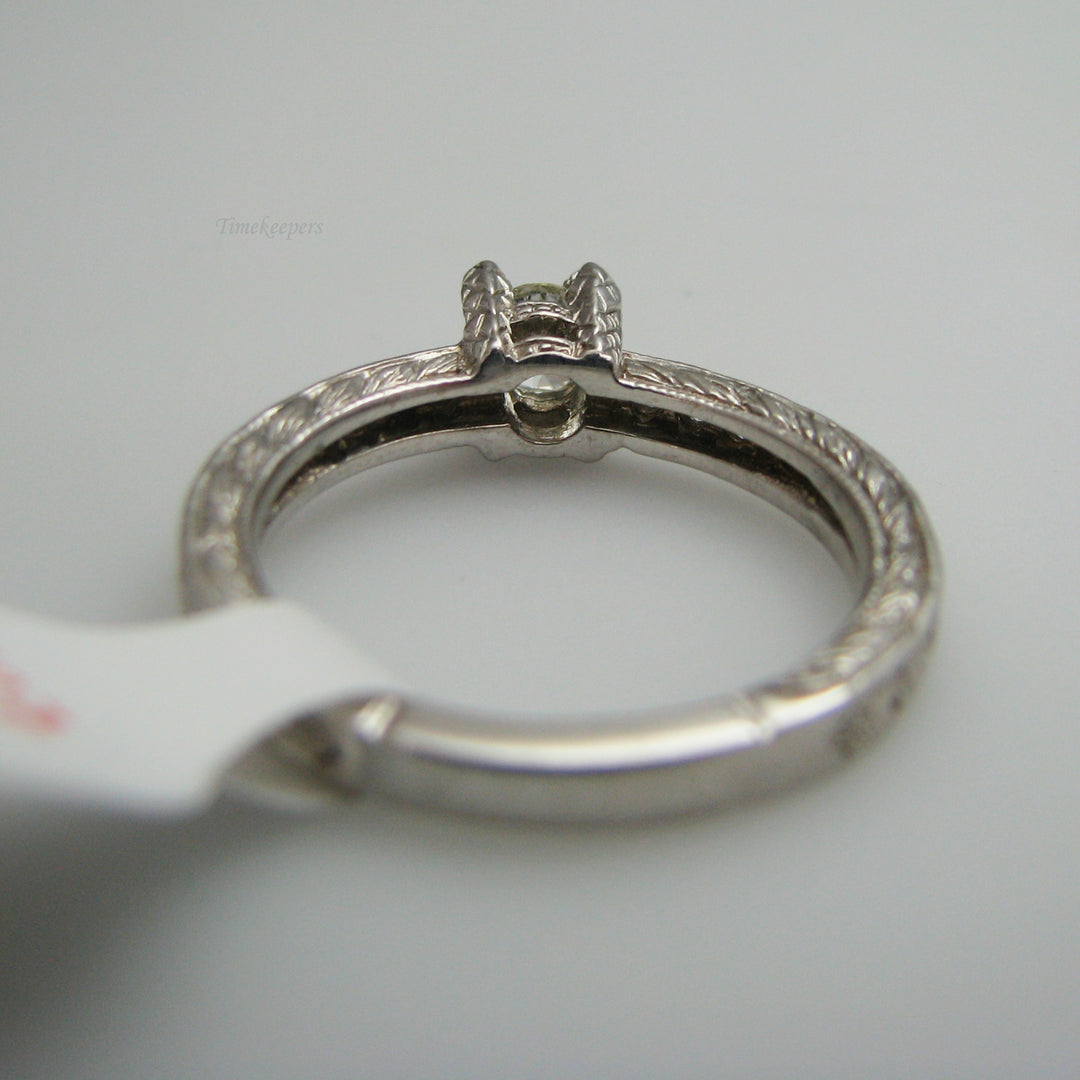 d807 14k White Gold Diamond Engagement Ring