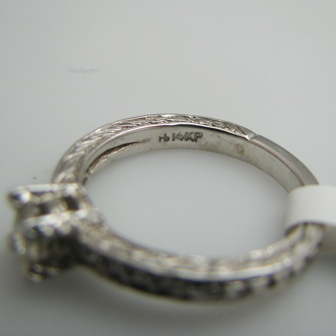 d807 14k White Gold Diamond Engagement Ring