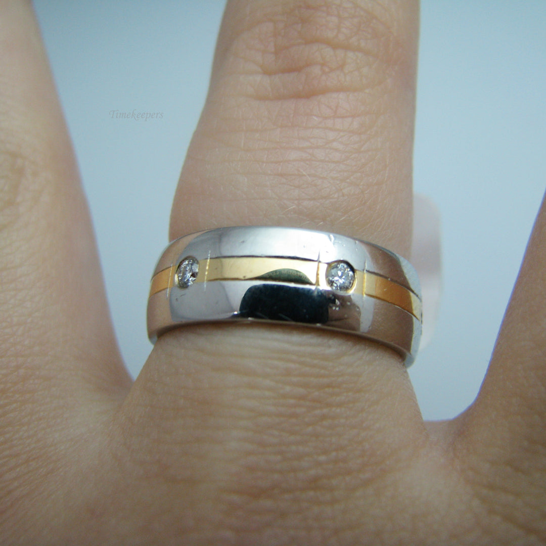 d826 Elegant Platinum 18k White Gold Diamond Wedding Band