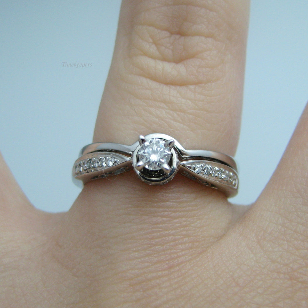 d827 Stunning 14k White Gold Diamond Engagement Ring