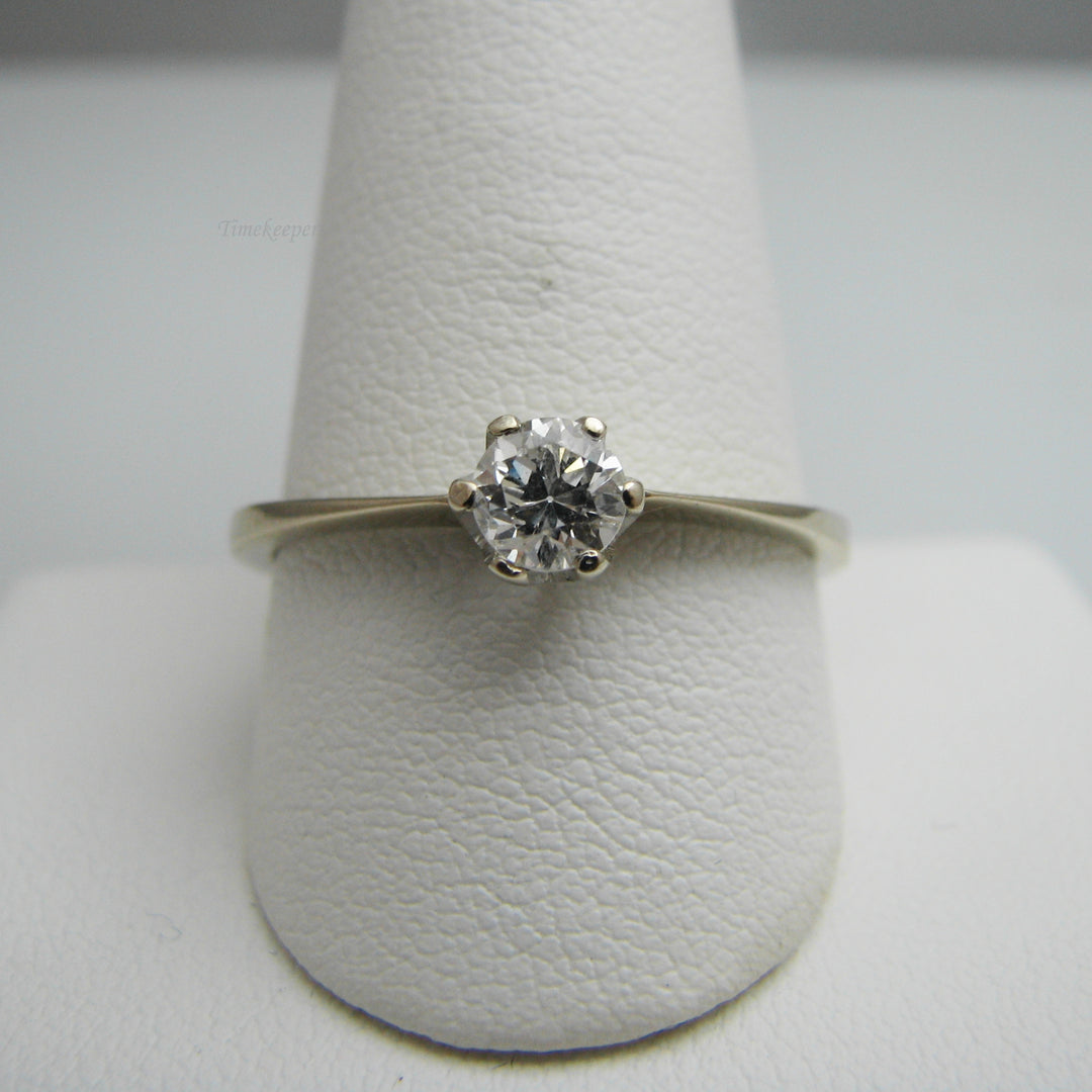d829 Glorious 14k White Gold Diamond Engagement Ring