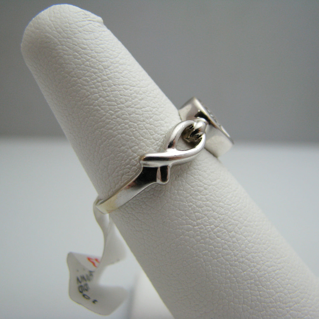 d833 Unique 14k White Gold Diamond Ring