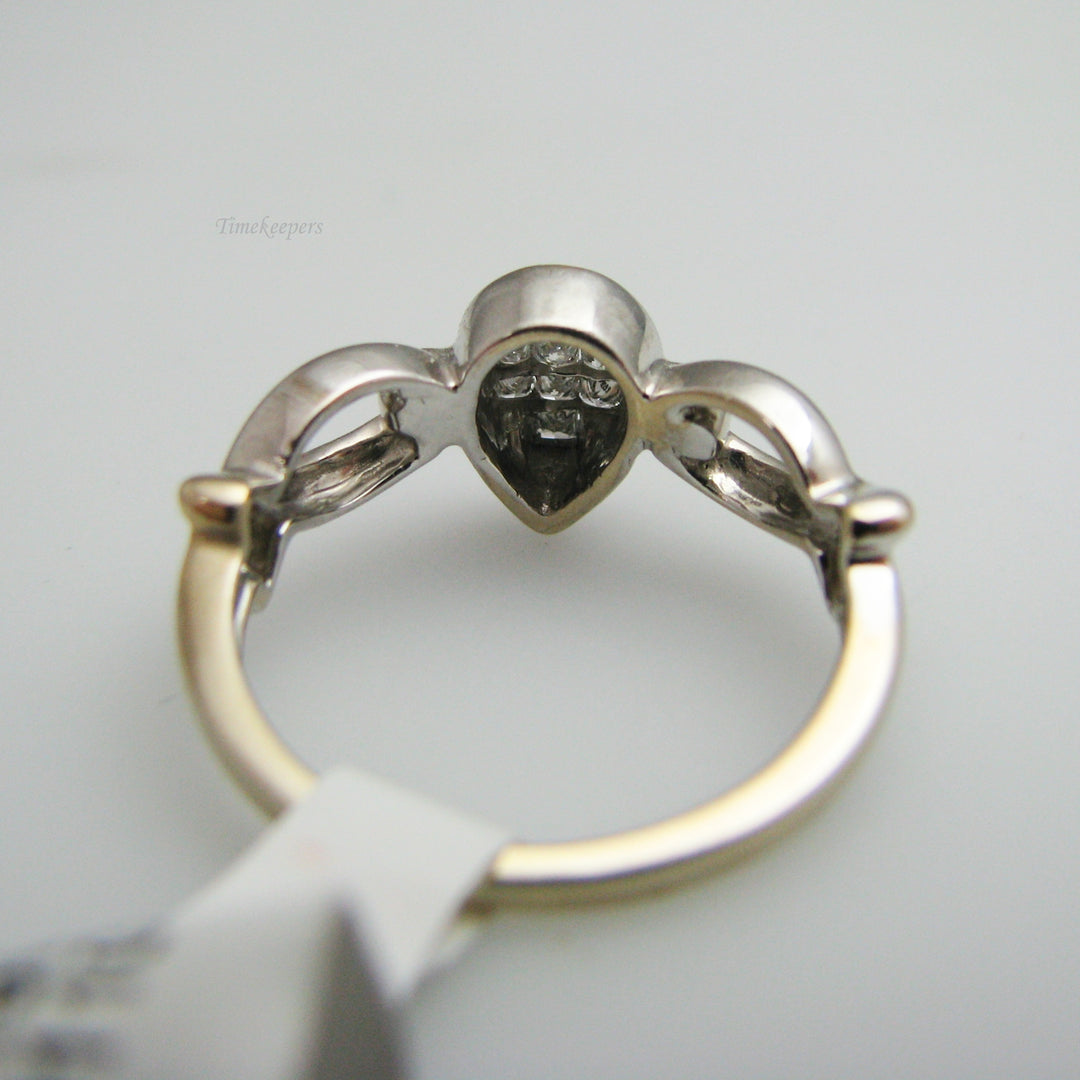 d833 Unique 14k White Gold Diamond Ring