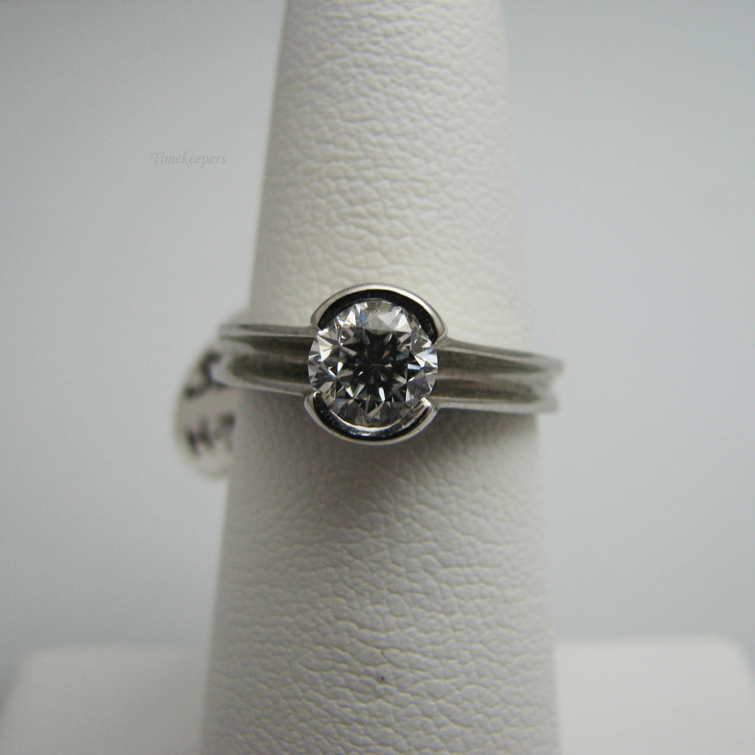 d848 Gorgeous Platinum Diamond Engagement Ring