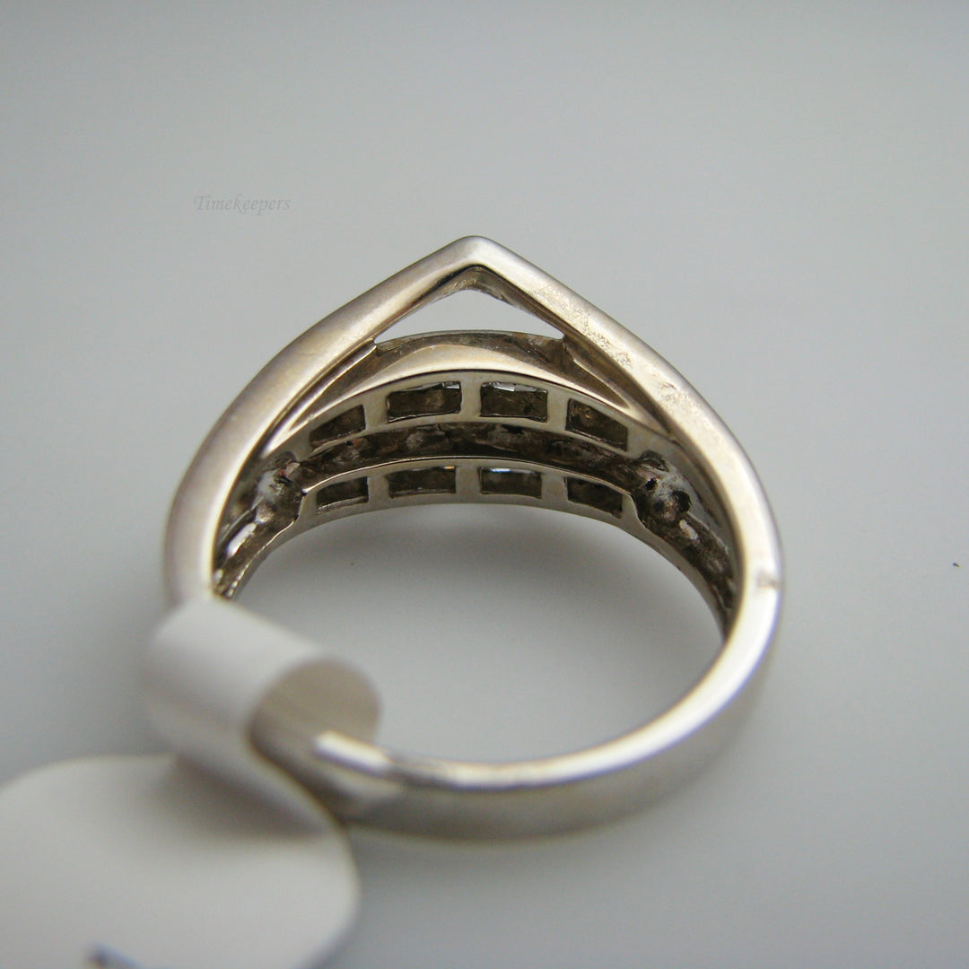 d852 Exquisite 14k White Gold Diamond Ring