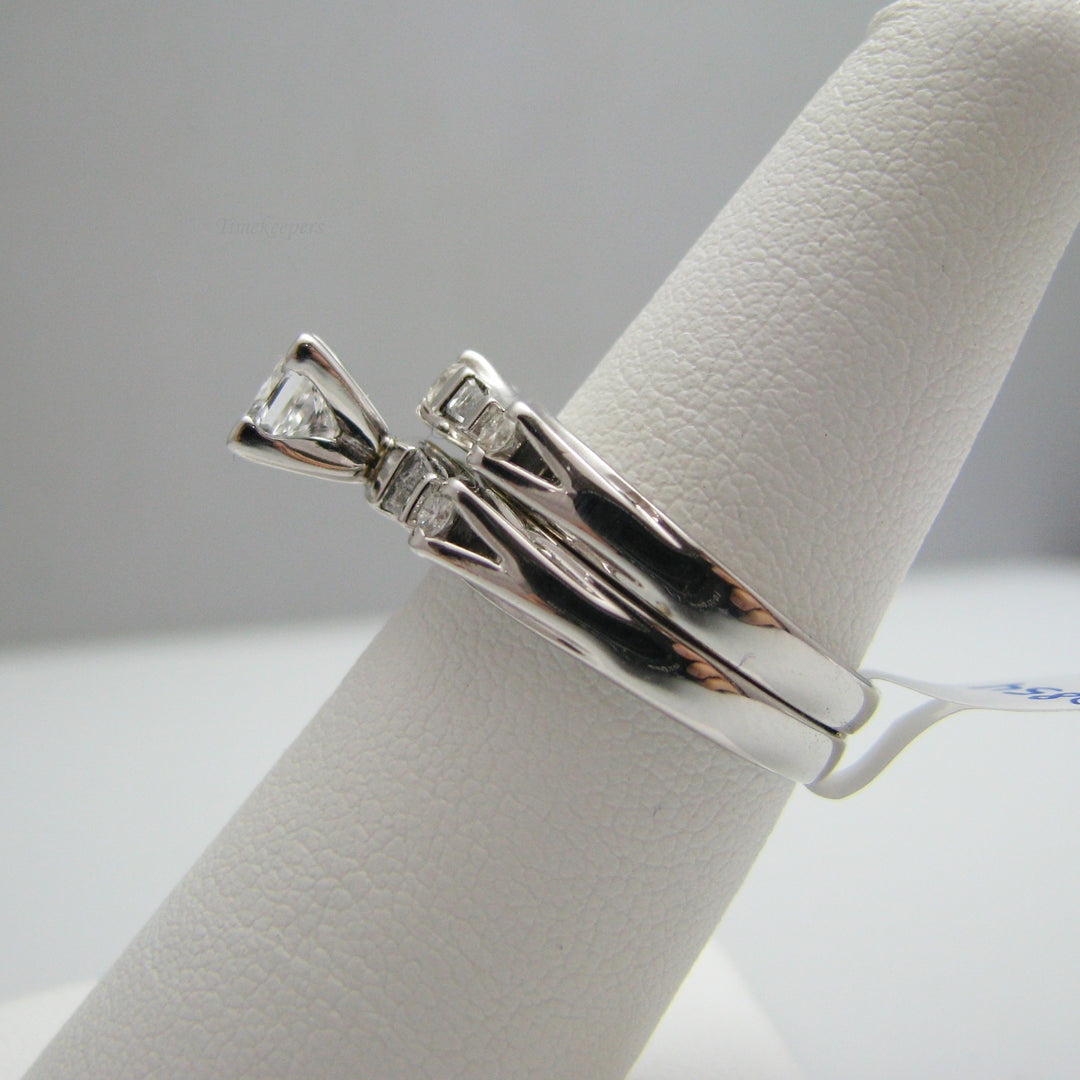 d854 Lovely 18kt White Gold Diamond Wedding Ring Set