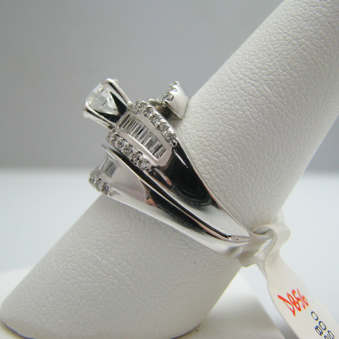 d856 Gorgeous 14k White Gold Diamond Engagement Ring