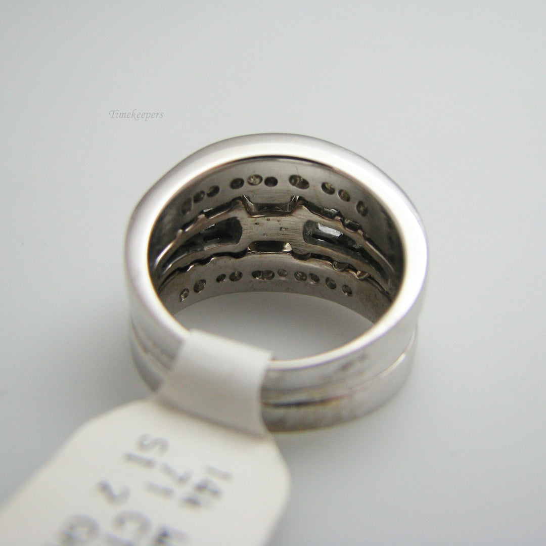 d857 Stunning 14kt White Gold Heart Shaped Diamond Wedding Ring Set