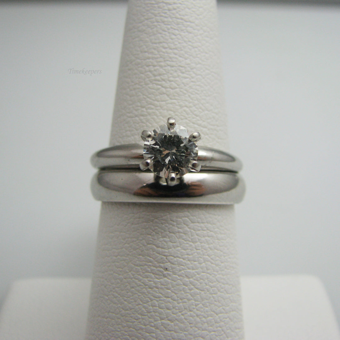 d862 Simple Platinum Solitaire Diamond Wedding Ring Set