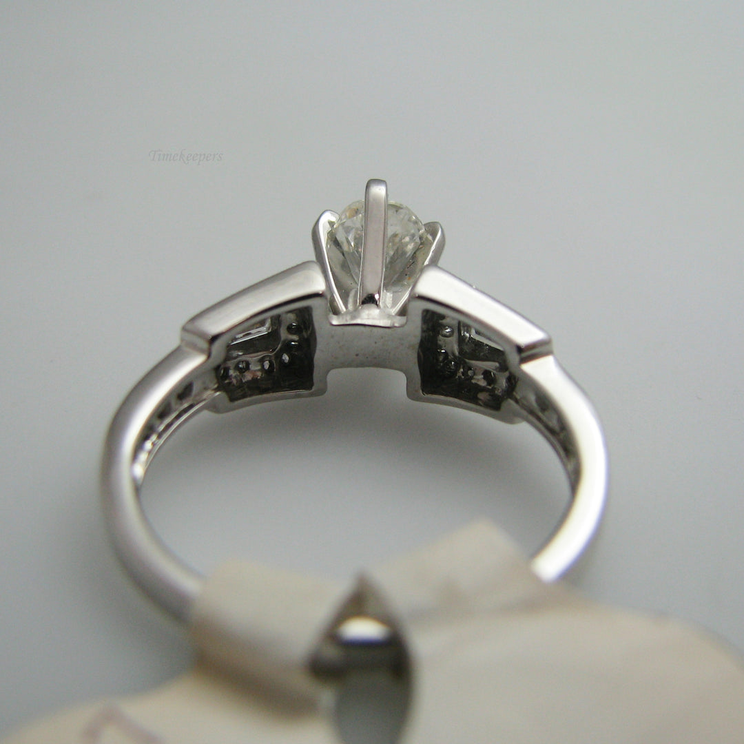 d863 Stunning 14k White Gold Diamond Engagement Ring