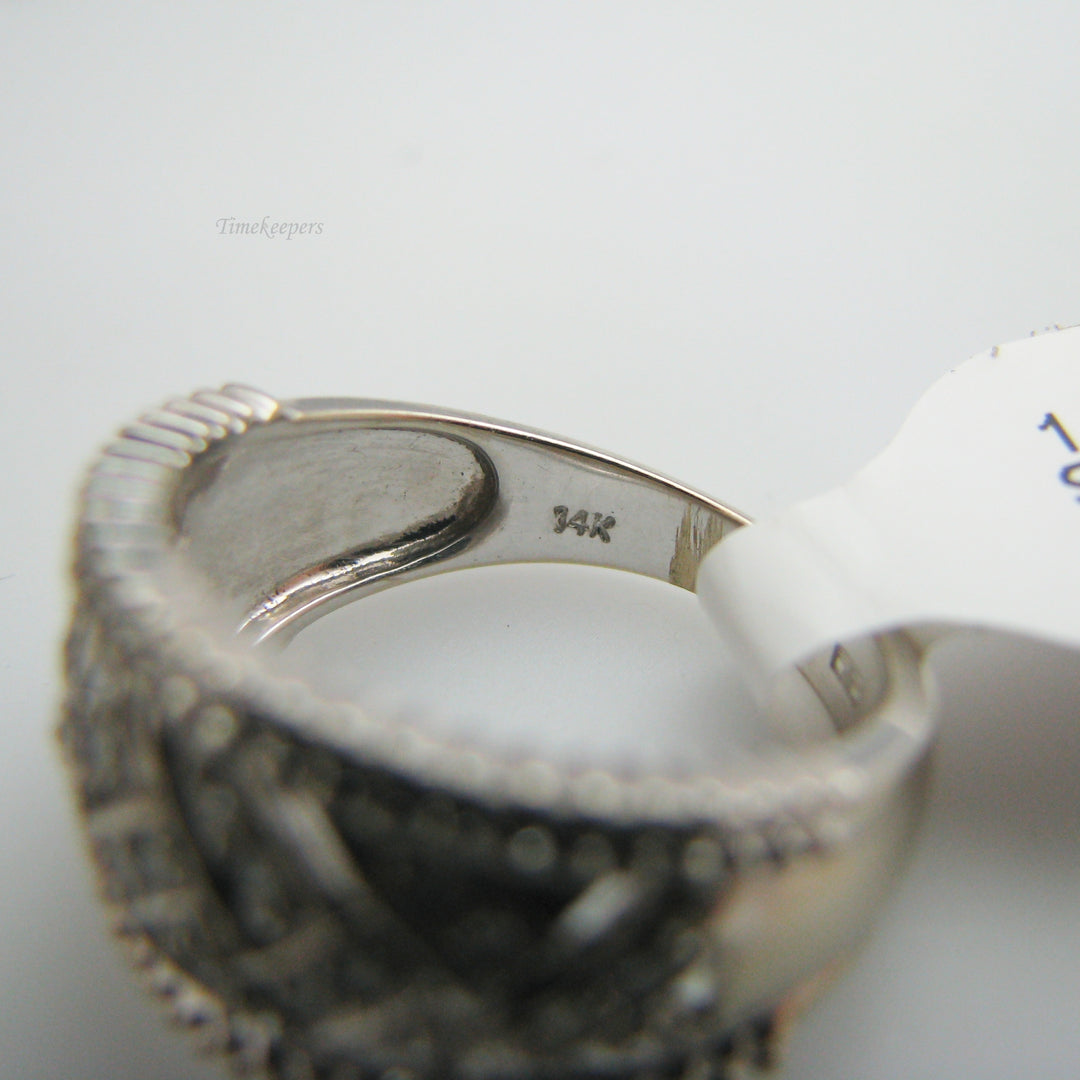 d876 Dazzling 14k White Gold Diamond Ring