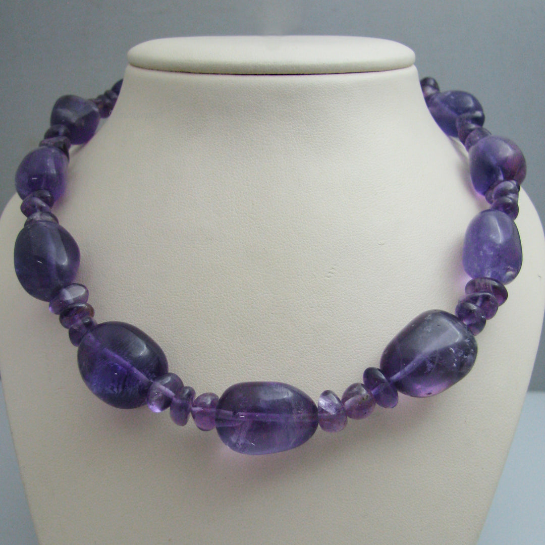 d950 Regal Amethyst Necklace