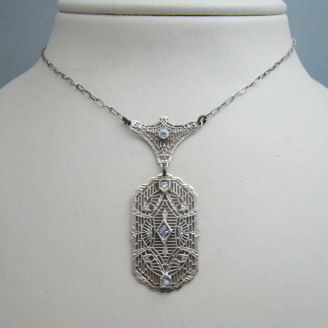 d993 Exquisite Sterling Silver Cubic Zirconia Pendant Necklace