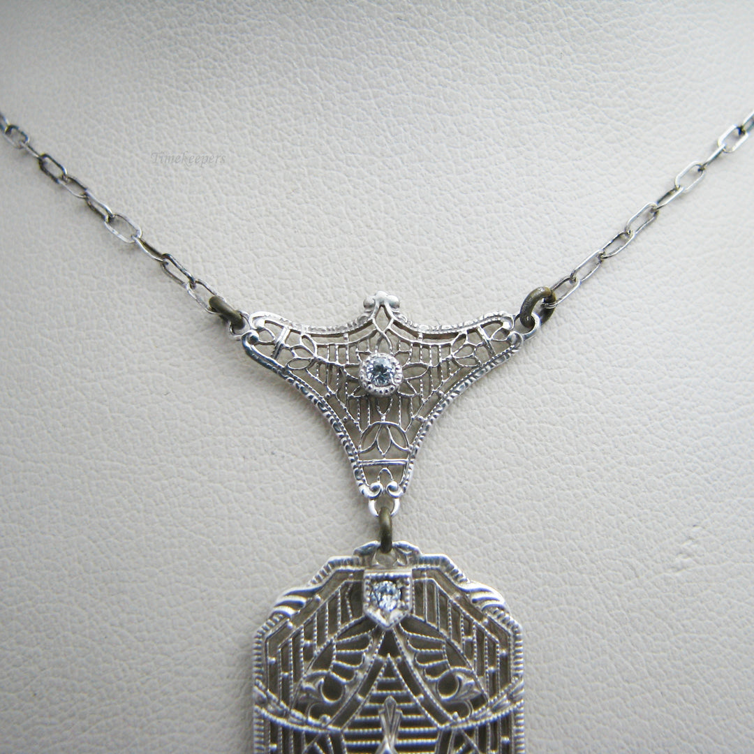 d993 Exquisite Sterling Silver Cubic Zirconia Pendant Necklace