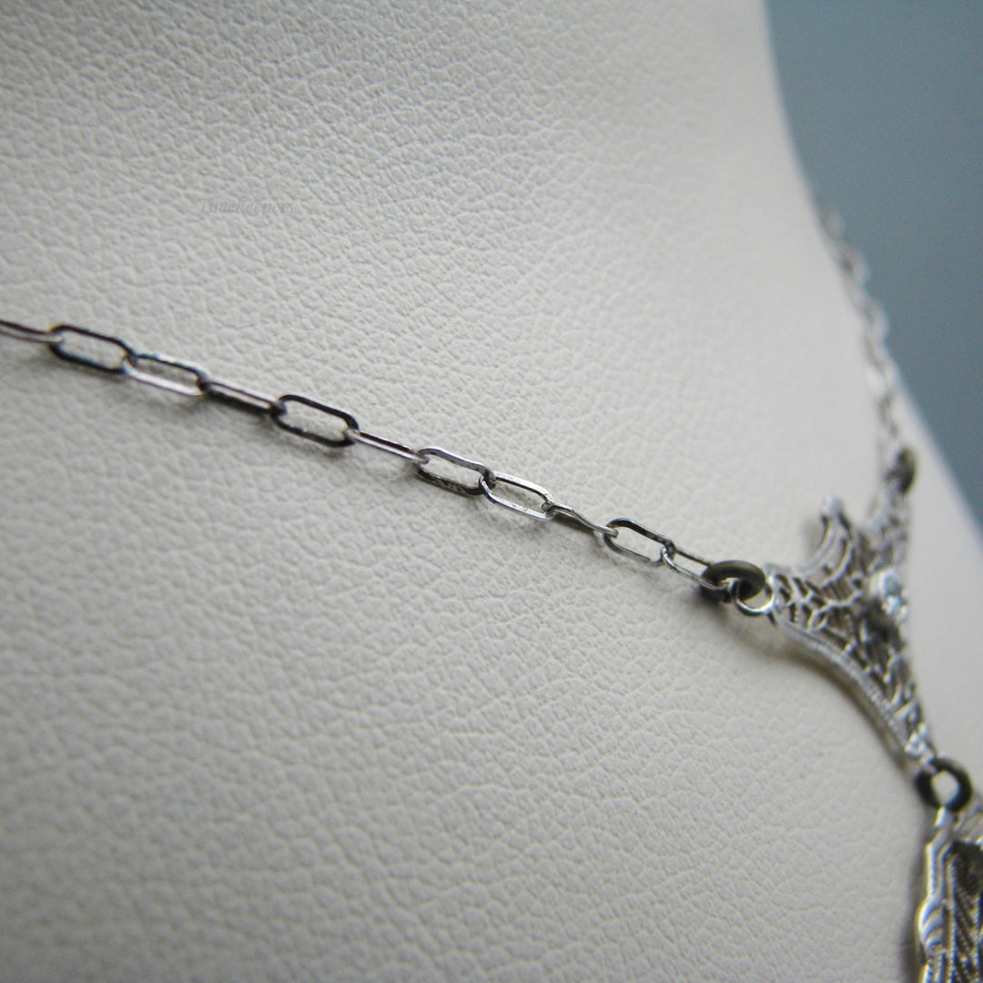 d993 Exquisite Sterling Silver Cubic Zirconia Pendant Necklace