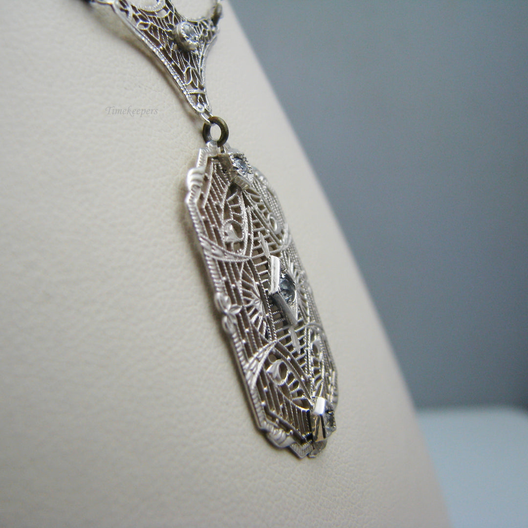 d993 Exquisite Sterling Silver Cubic Zirconia Pendant Necklace