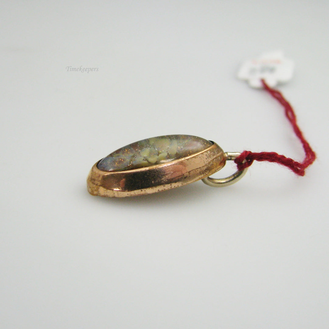 d998 Unique Gold Filled Labradorite Pendant