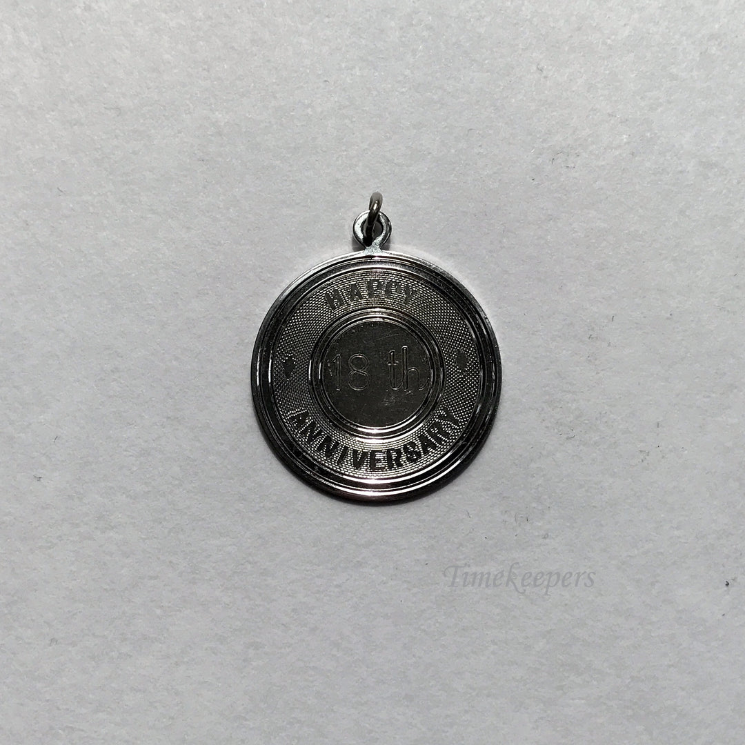 e004 Vintage Sterling Silver Happy 18th Anniversary Round Charm Pendant