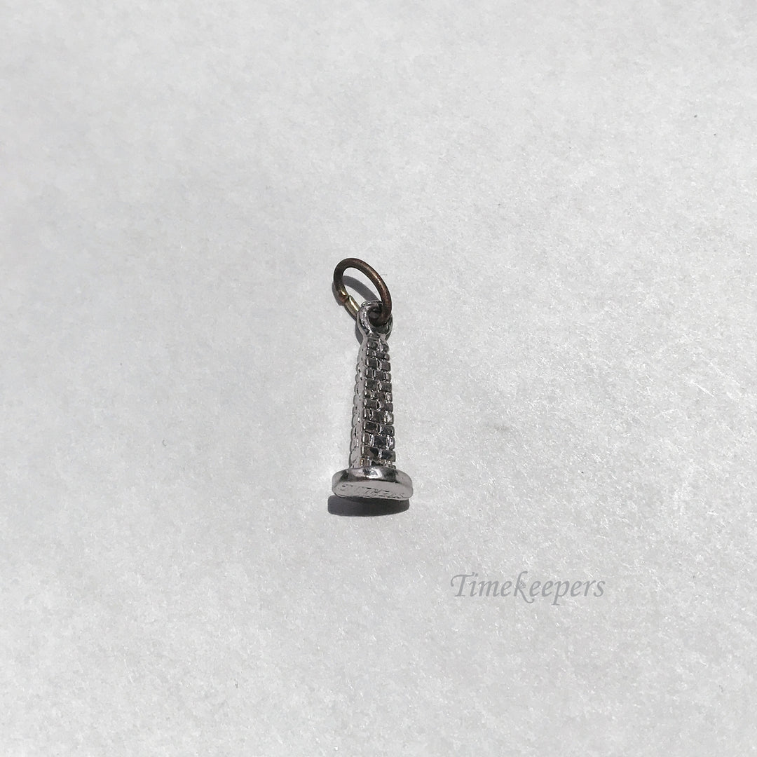 e084 Vintage Sterling Silver Charm Pendant