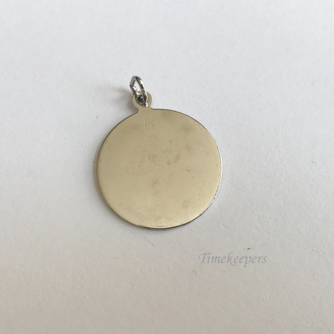 e250 Vintage Silver Tone Image of a Boy Round Charm Pendant