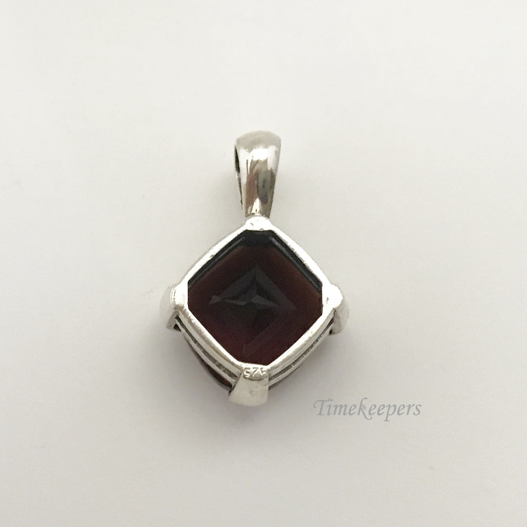 e358 Vintage Sterling Silver Brown Stone Pendant