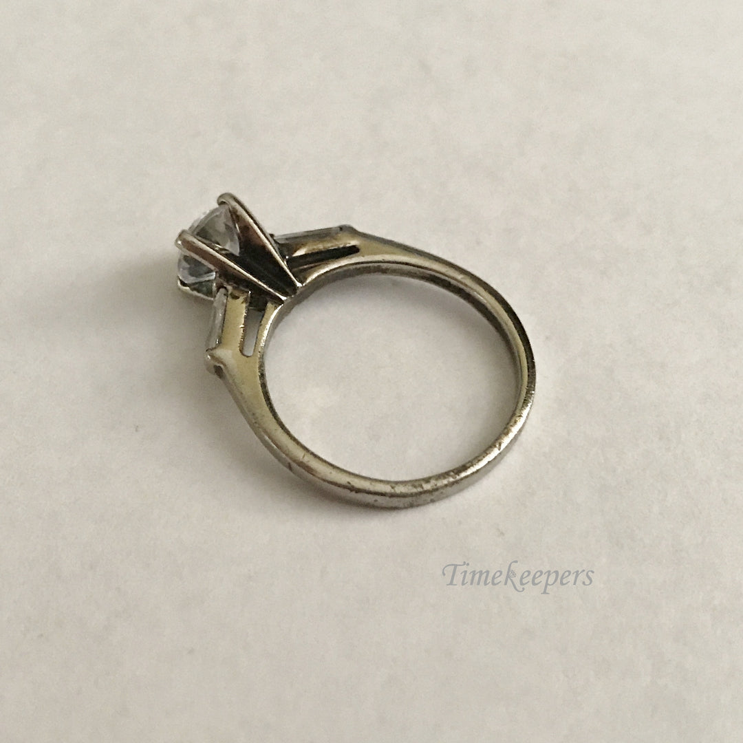 e420 Vintage Sterling Silver White Stone Ring Size 7