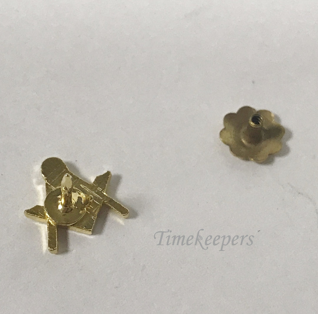 e468 Vintage Blue Enameled Gold Tone Masonic Fraternal Pin