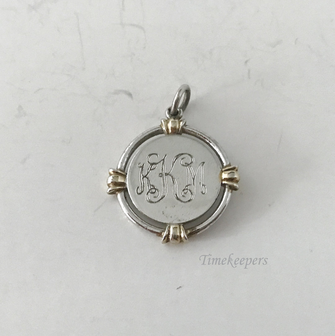 e492 Vintage Elegant Sterling Silver Round Pendant