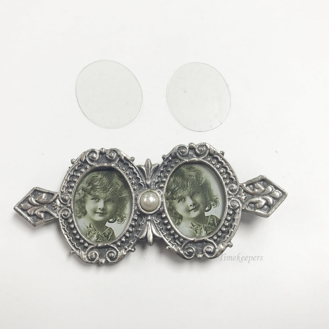 e770 Vintage Elegant Silver Tone Double Picture Frame Brooch Pin