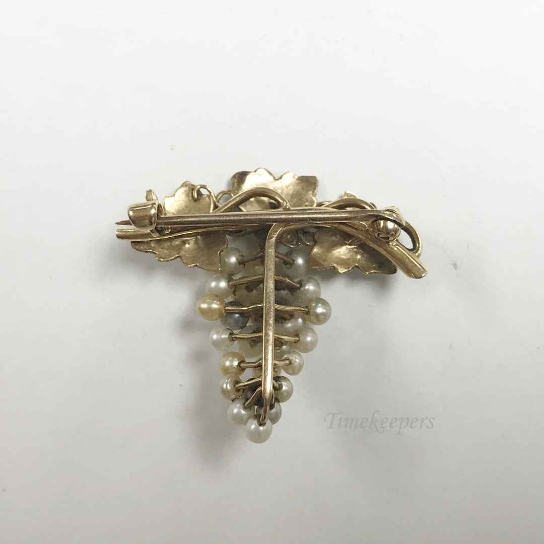 e794 Vintage Elegant 14K Yellow Gold Pearl Grape Cluster Pin Brooch