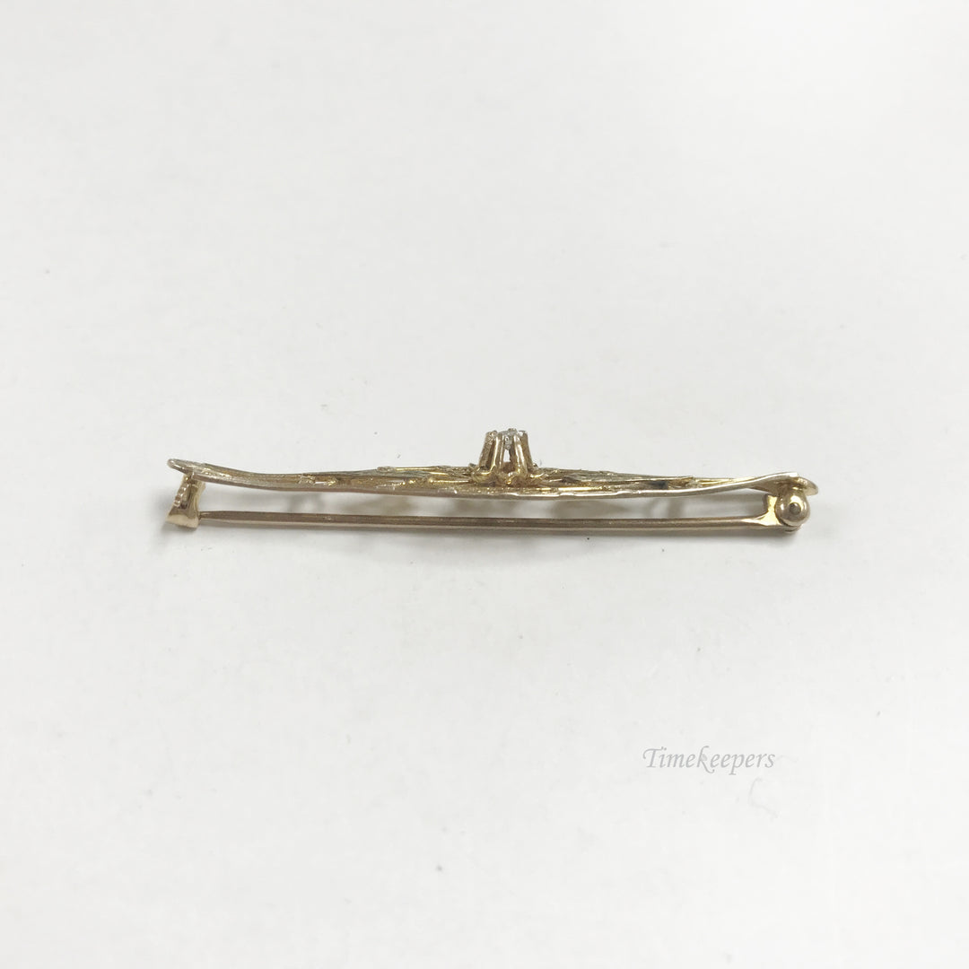 e803 Vintage Elegant 10K Yellow Gold White Diamond Filigree Pin Brooch