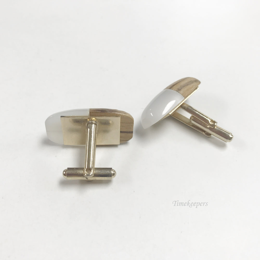 e822 Vintage Polished Wood & Pearl Stone Gold Tone Cuff Links