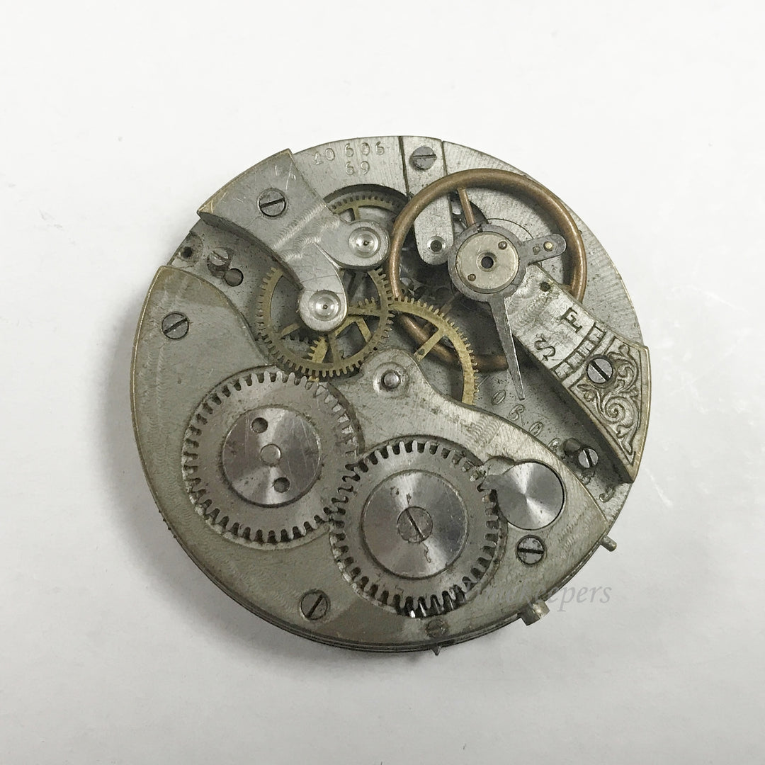e888 Antique Misc. American European Pocket Watch Movement for Parts/Repair