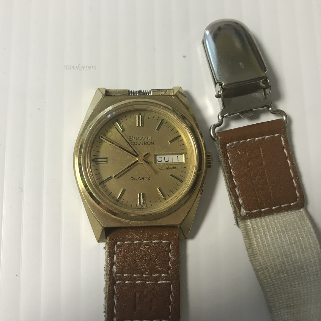 f043 Vintage Bulova Accutron Quarts Dual-Day Men's Pocket Wrist Watch