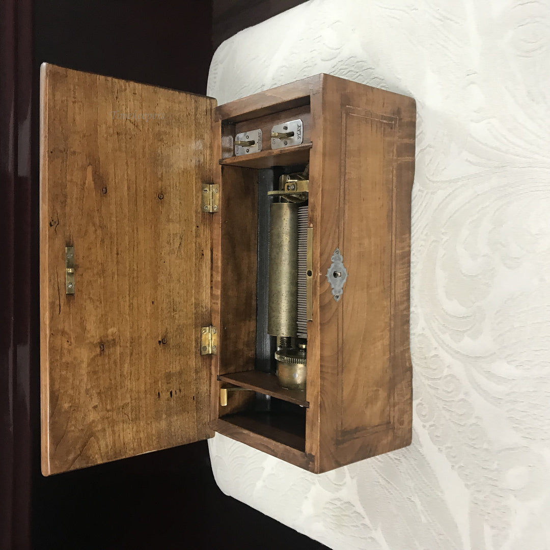 f160 Antique Original Swiss Musical Box Great Working Condition 1820s