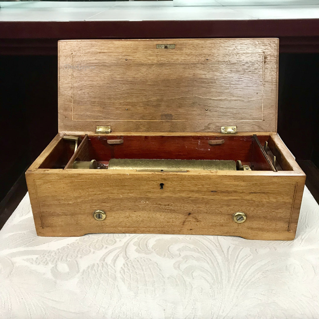 f161 Antique Original Swiss Musical Box Great Working Condition 1820s