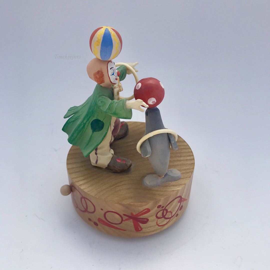f187 Vintage Original Anri Italy "The Entertainer" Musical Box Unique Gift