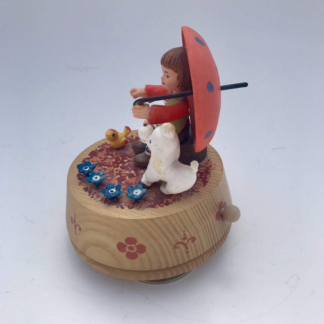 f190 Vintage Original Anri Italy "Raindrops keep falling on my head" Musical Box