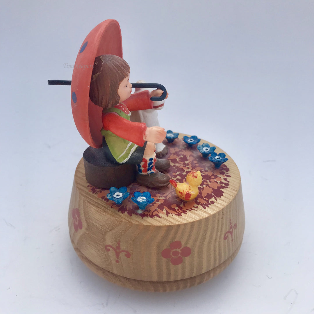 f190 Vintage Original Anri Italy "Raindrops keep falling on my head" Musical Box