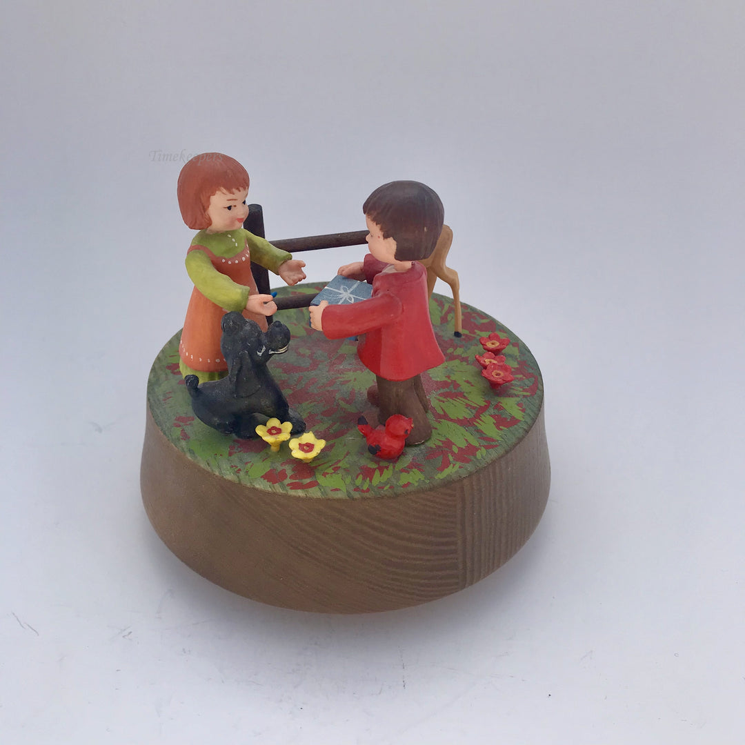f196 Vintage Original Anri Italy "As time goes by" Unique Gift Musical Box