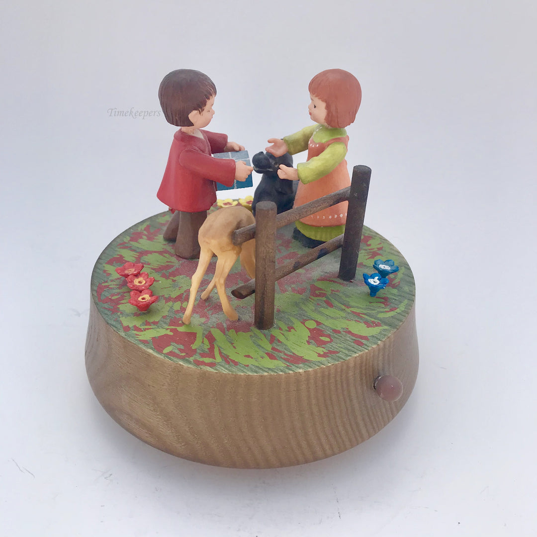 f196 Vintage Original Anri Italy "As time goes by" Unique Gift Musical Box
