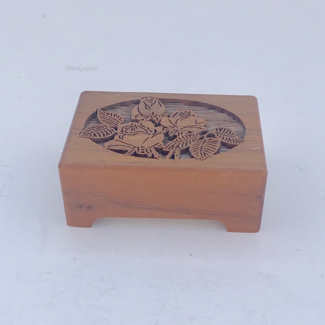 f199 Vintage Original Carved Wood Roses "Only Just Begun" Music Box